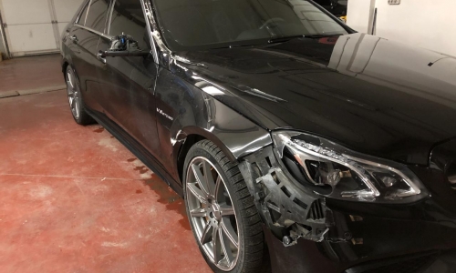 Ремонт передней стойки Mercedes E63 AMG - фото до ремонта